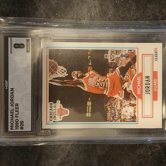 1990 Fleer #26 Michael Jordan, Graded 8 NM-MT - Picture 1 of 2